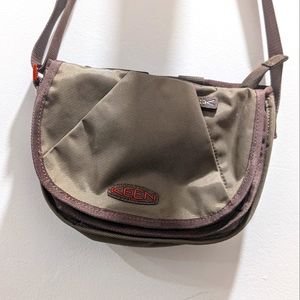 Keen Crossbody Bag Hybrid Transport Montclair